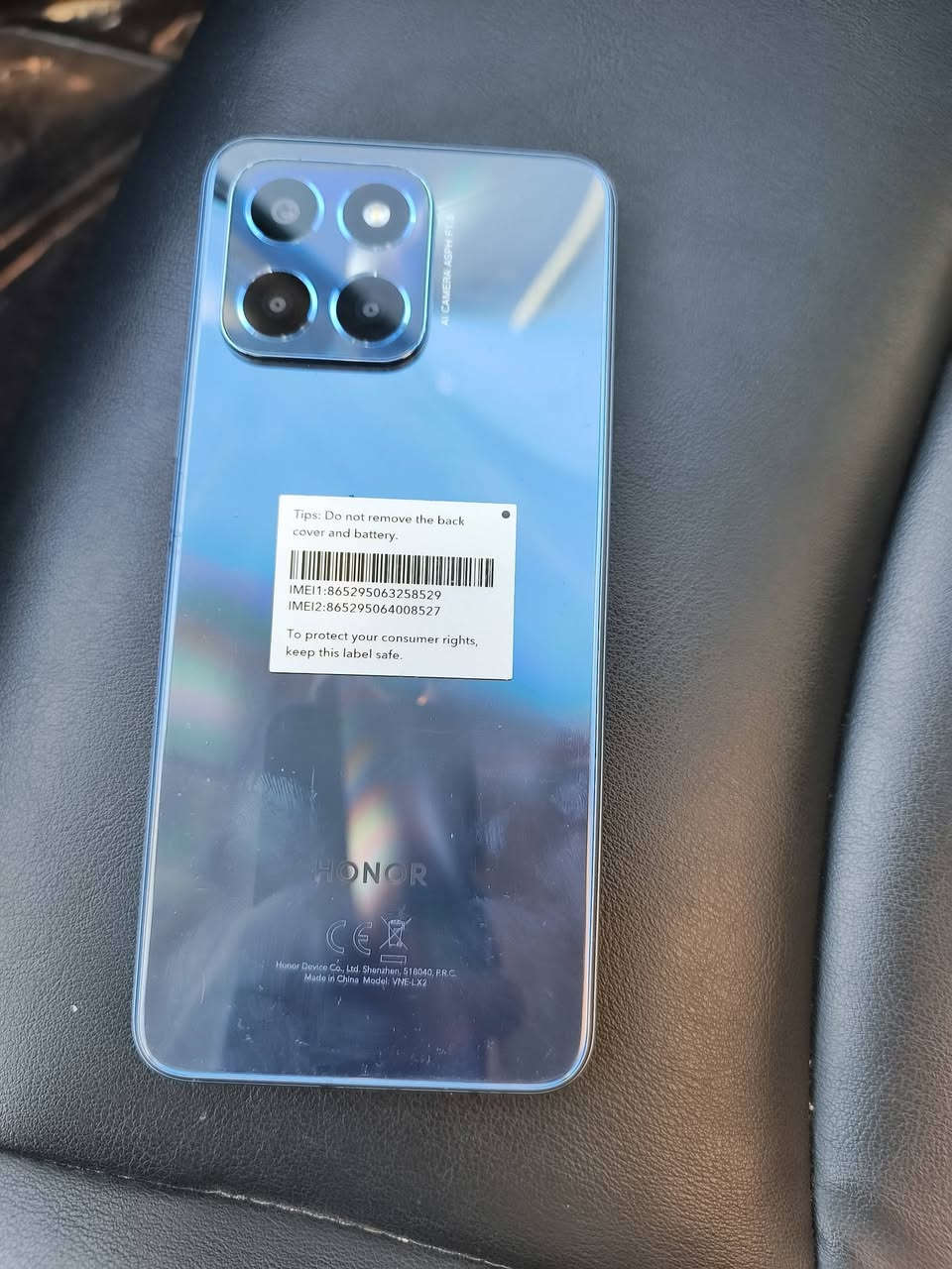 السلام عليكم 
هونر x6 
ذاكرة 128 نظافة 100% بدون ملحقات مكاني حي الشهداء البياع ويوجد توصيل داخل الكرخ
السعر 60 
***********
