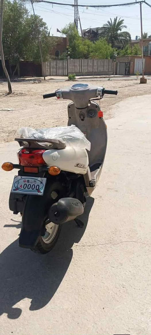 السلام عليكم خواتي دراجه فله للبيع الدراجه كفاله عامه كفر ومكينه  مكينته خير من الله ولكفرات بيه ملاحضات بصيطه الدراج سعره ٨٥٠ وبيه مجال بصيط الله شاهد منزله ١١٥٠ ماصله شهرين عنواني  بغداد الشعب خلف المحكمه ***********
