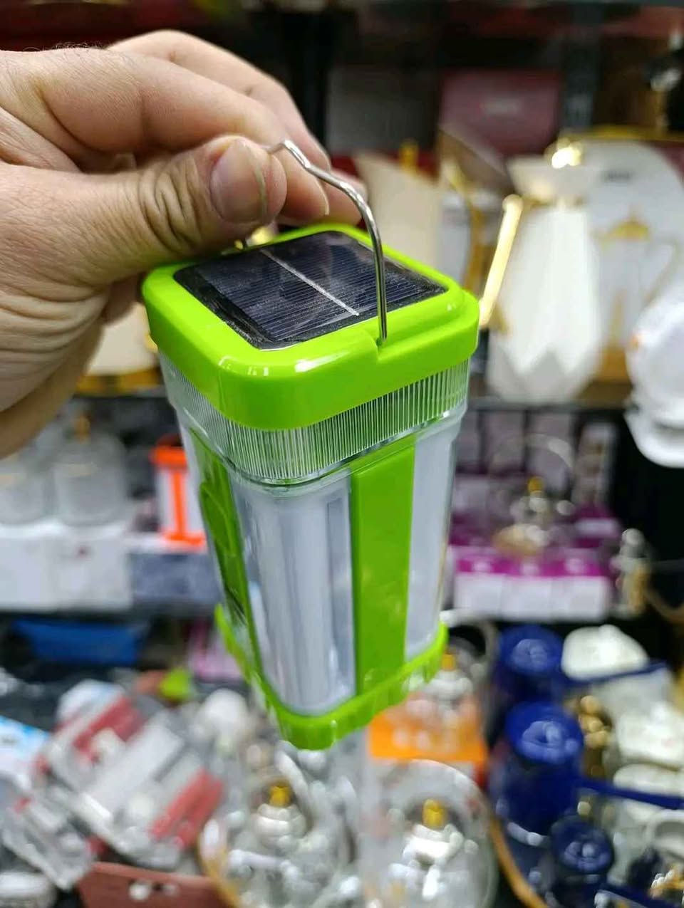 🏕️🔦 مصباح تخييم متعدد الاستخدامات يشتغل كمصباح مخيم ومصباح يدوي بجهاز واحد عملي ✨

إضاءة LED قوية مع عمل يصل حتى 12 ساعة 🔋
مزود بلوحة شمسية للشحن وخطاف للتعليق داخل الخيمة ⛺

خفيف وسهل الحمل… مثالي للتخييم والسفر وانقطاع الكهرباء 🌙
يوجد خدمة توصيل لجميع المحافظات بغداد, العراق


**إذا كنت صاحب هذا الإعلان وتريد حذفه لأي سبب، رجاءا أرسل رسالة إلى الدعم الفني**