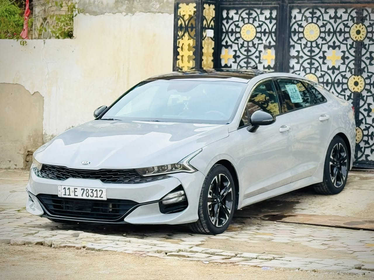 يالله السلام عليكم للبيع
ام ليلى K5 موديل 2021
فئه جي تي لاين اعلى فئه بالمواصفات فول للاخير 
سياره رقم بغداد حره تحويل ثاني يوم
ماشيه 41 
مكينة 1600 تيربو ✈️
الموصفات 
_شاشه تاب كبيره
_كشن كهربائي
_تدفئة كشنات
_تدفئه ستيرن
_شحن لاسلكي
-رادار 360 
-نقطه عمياء
-توقف ذاتي عند الاقتراب امامي وخلفي 
قياده ذاتيه
تحديد مسار 
مثبت سرعه 
اربع انظمه قياده
سماعات صوت بيوس 
حساسات امامي خلفي
كامرا دوارا 
بنوراما 
اتو هولد 
سايد بريك بصمه 
ترحيب عند الاقتراب
دخول ذكي 
صندوق ذكي متحسس 
بصمه تشغيل
بصمة بيبان 
رادار امامي وخلفي وجانبي
تبريد منفصل
شاشه تبريد بيانو
لايت ثلاث عدسات اصلي لد 
داخل لونين اسود و احمر مختوم علامة جي تي
السياره عليها ادامه كامله جاهزه على اخر حبايه  بيها منظومة غاز 
حادث امريكا فقط البنيد وبالعراق مبدل باب سائق وصبغ جاملغ امامي وباب خلفي توحيد لون فقط صبغ بدون دواخل صور الحادث مع السونار مرفقة بالمنشور
السعر 158
اخوان الما يعجبه المنشور يترك كلمه طيبه والرزق على الله
والتوفيق للجميع 
مكاني واسط 
رقم الهاتف 
***********
***********
