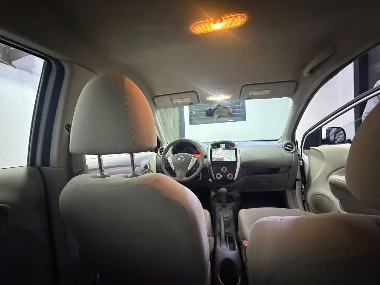 السلام عليكم اخوتي الكرام :-

نسيان سني هندي  سياره مناقصها شي تخم تاير  باتري  حداديه تبريد ثلج تدفئه بليته زرگه سياره بيها طخه بسيطه  مثل ما موضح بل صور  ماشيه 53 وقابله للزياده  بأسمنى تحويل ثاني يوم  وين ميعجبك  رقم بغداد الماني 

السعر 103 وبيها مجال كلش بسيط حگ الجيه واني خادم

ملاحظه :- اخوان الميعجبه السعر والسياره  ارجوك اندعلينا بل رزق والصحه وعبر المنشور واني بدوري جدا اشكرك

 07730 40 40 82
(ابو ابراهيم )مكانها بغداد الاعظميه او الجادريه
