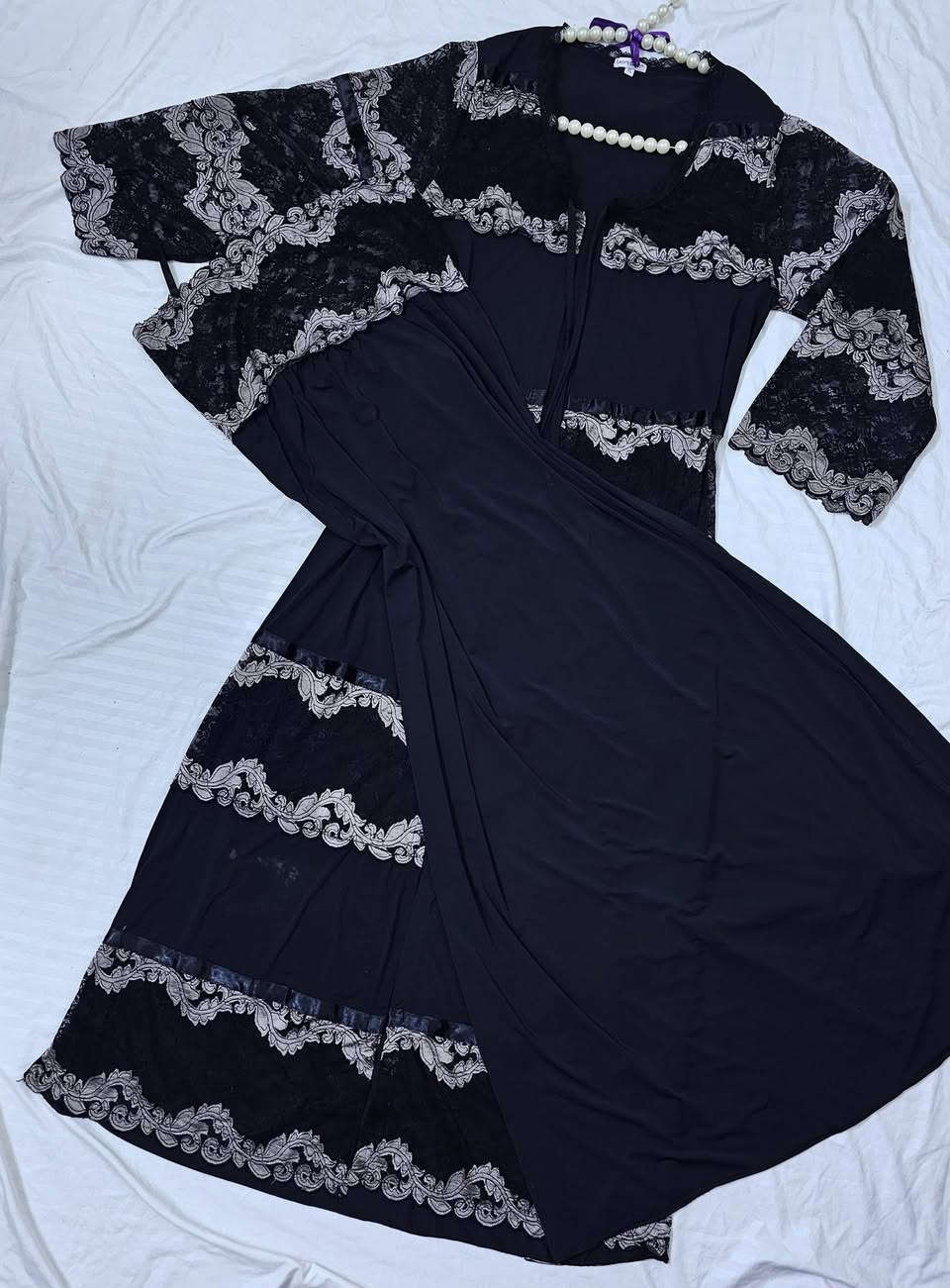 مساء الخير بنات ممكن متابعت الحساب اوفر ملابس نوم تركات ستن


**إذا كنت صاحب هذا الإعلان وتريد حذفه لأي سبب، رجاءا أرسل رسالة إلى الدعم الفني**