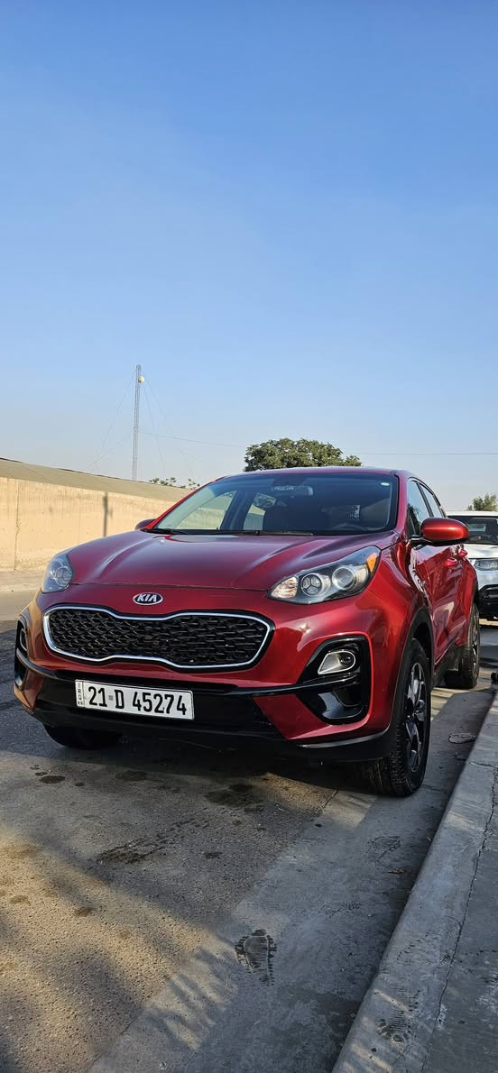 سبورتج 2021 امريكي بيع او مراوس بشي مناسب
حادث جاملغ وباب بدون ايرباك 
كلش نظيفة وجاهزه ربع متصرف عليها
ولا كلوب مشتغل بالدشبول ادامه كامله
تبريد تدفئة 
تثبيت مسار
شاشه جبيرة
3 أنظمة قيادة سبورت وعادي و ايكو
تخم تاير 
دهن ومي وكالة
بأسمي السيارة
مكاني بغداد عرصات او حي العامل
للاستفسار خاص او اتصل 
*********** بي واتس
