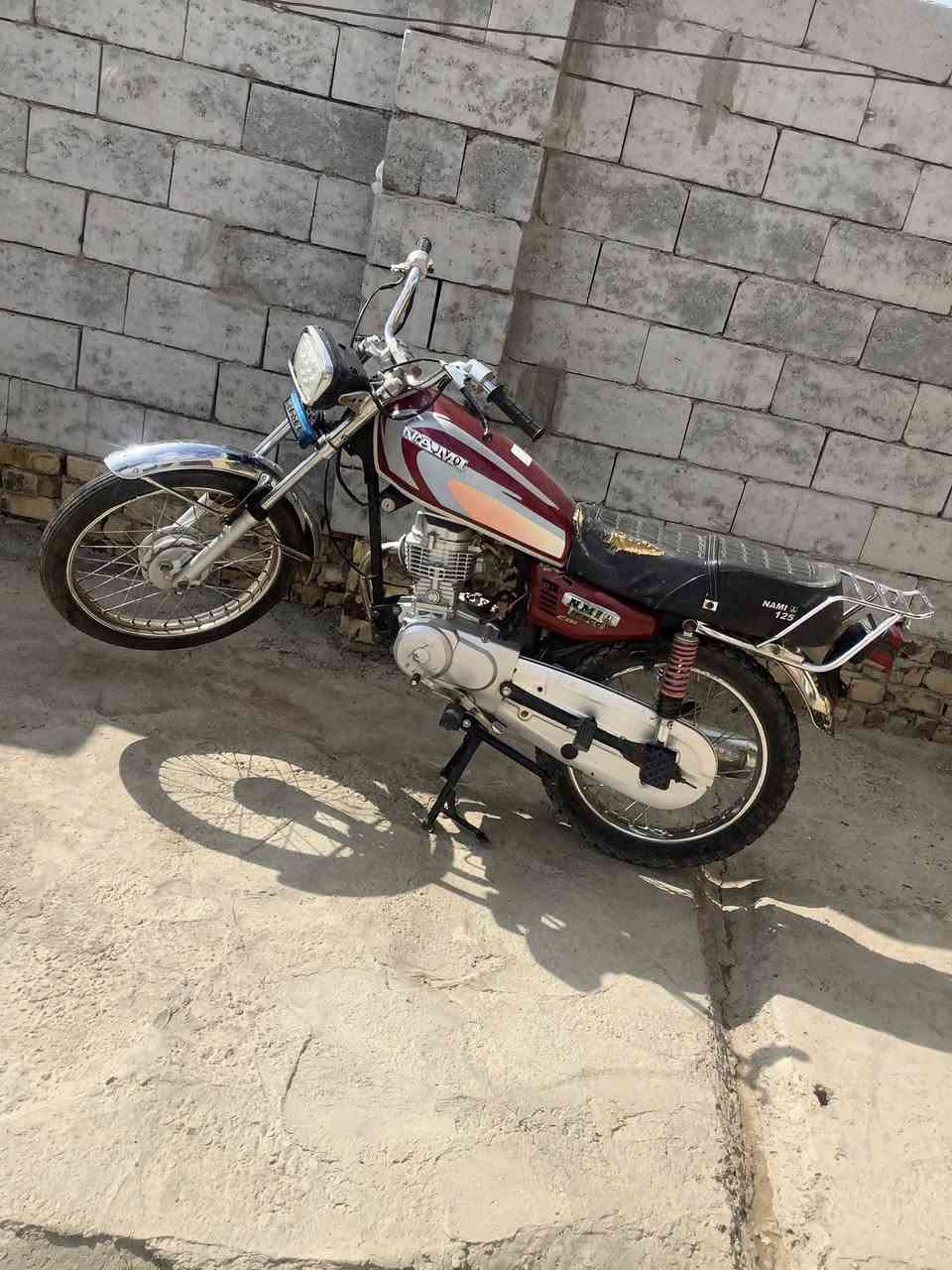 دراجه نامه شلامجه اوراق بيه خسفه بسيطه بل تانكي ب700 وبيه مجال


**إذا كنت صاحب هذا الإعلان وتريد حذفه لأي سبب، رجاءا أرسل رسالة إلى الدعم الفني**