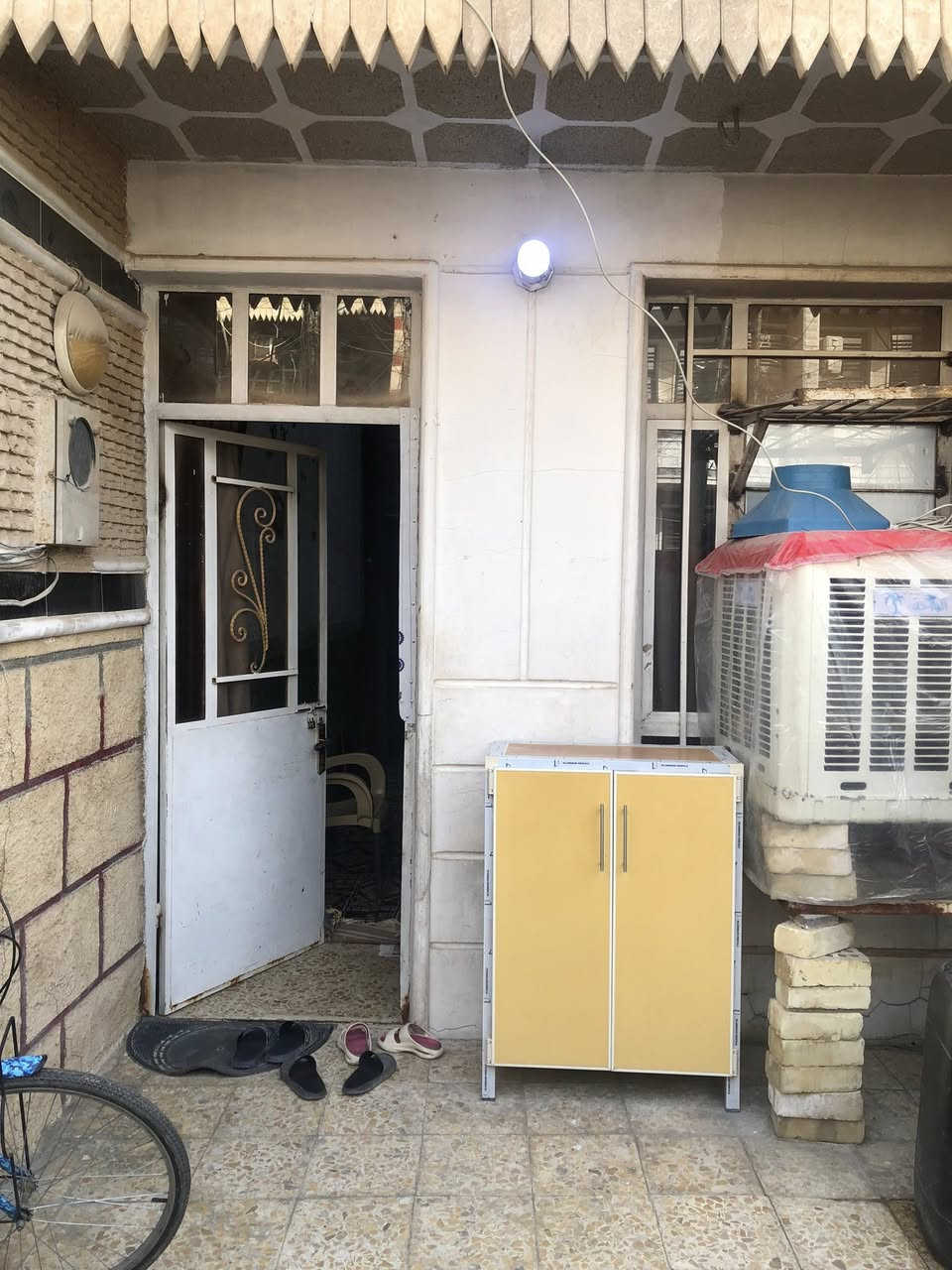 دار حديث 70متر للإيجار يحتوي على ثلاث غرف نوم واستقبال مع خدمات صحية فوك وجوه وكراج
العنوان:الشعب العقاري الثانية
السعر:550 قفل
للاستفسار:*********** مكتب الظلال للعقار
