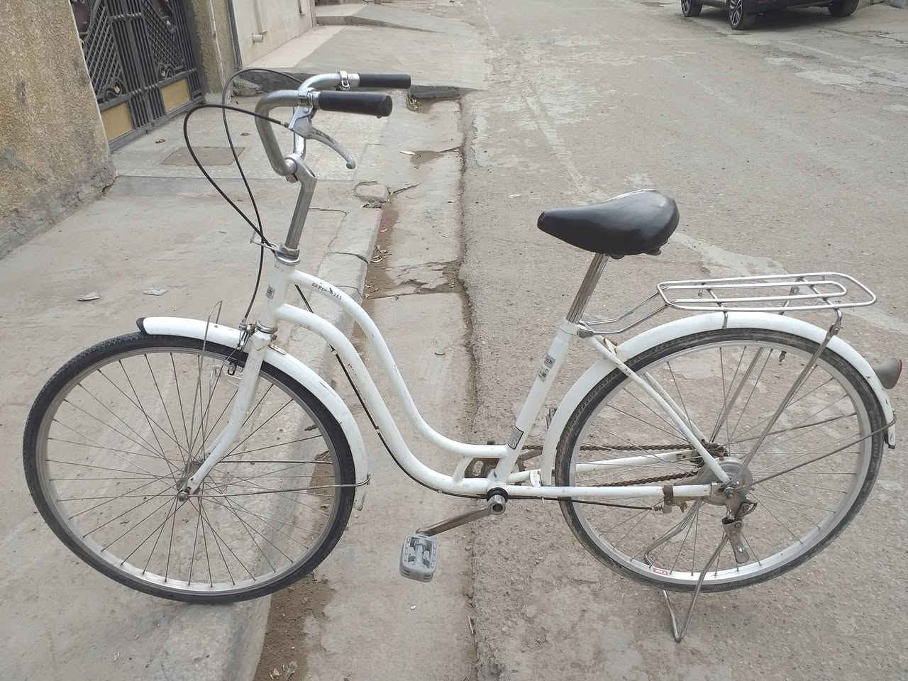 السلام عليكم 
متاح بيسكل حجم ٢٦
كامل ما بي أي نقص السعر ٨٠ الف 
او بي مجال بسيط المكان بغداد الدوره 
رقم الموبايل 📲📱*********** بي واتساب
