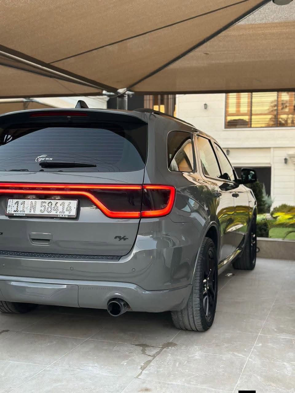 🚨🔥 دودج دورانغو R/T Harlem 2023… القوة والفخامة 🔥🚨

💥 خليجي هارلم 1/1 + محرك HEMI V8 💥
📅 الموديل: 2023
🏁 الفئة: R/T Harlem
🚀 المحرك: V8 5.7L HEMI
📍 الموقع: بغداد - حي الجامعة

━━━━━━━━━━━━━━━
💎 المواصفات:

🌤️ فتحة سقف
💺 كشنات جلد (تدفئة + تبريد)
💾 ميموري للمقاعد
🔥 تدفئة للمقاعد الخلفية
🔥 تدفئة ستيرن
🔊 سستم صوت Harman Kardon
📱 شاحن وايرلس
📦 صندوق كهربائي
🖤 دشبول جلد
❤️ داخلية عنابي مع كاربون فايبر وسقف كنتارا
📸 حساسات 360
🚨 رادار أمامي وجانبي
📲 Apple CarPlay + Bluetooth
🔑 تشغيل عن بعد
🚙 دبل أكسل

━━━━━━━━━━━━━━━
🔥 الحالة:

📏 الممشى: 60 ألف كم فقط
🛠️ جميع الصيانات والدهن بالشركة
🎨 صبغ قطعتين فقط (جاملغ أمامي + جاملغ خلفي جهة السايق)
✅ بدون إيرباك
✅ بدون دواخل
💯 سيارة نظيفة وجاهزة

━━━━━━━━━━━━━━━
💰 السعر؟

اكتب (دورانغو R/T) بالكومنت 📩
ويصلك السعر مباشرة على الخاص 🔥

━━━━━━━━━━━━━━━
🚨 عندك سيارة للبيع؟ 🚗
أرسل الصور والتفاصيل، وسنقوم بعرضها على صفحتنا مجاناً 🔥
فرصة للوصول إلى عدد كبير من المشترين 💯

━━━━━━━━━━━━━━━
📞 ***********
📍 بغداد - حي الجامعة
