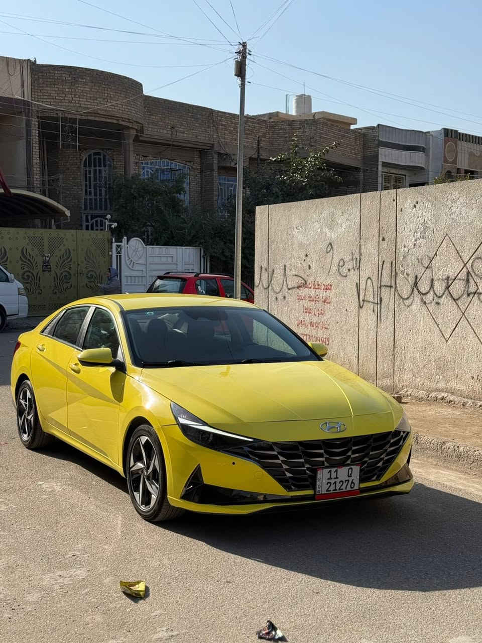 السلام عليكم هونداي النتره لبيع موديل 2023 لون اصفر ليموني خصوصي 
مرقم بغداد وجاهز تحويل شوكت ما يعجبك بسمي 
تبديل بنيد فقط 
مواصفات فول ماعد الفتحه
محرك 2000 Doch دوش
بصمه تشغيل وابواب وجنطه.
صندوق ذكي يفتح عند الاقتراب
لایت زینون عدسات بلادي + Led
کامره دوراه
اشاشة لمس متصله مع عداد دجتال
Android Auto Car play تدعم نظام
اناره داخلیه محيطيه متعددة الالوان
رادارات 360 درجه
رادار جانبي النقطه العمياء
رادار خلفي !!
رادار امامي.
تحديد مسار + سياقة آليه
توقف ذاتي
عند الاقتراب من سياره
فول تحكم ستيرن
کروز مثبت سرعه
تبرید شاشه بیانو منفصل
اثلاث وضعيات قيادة
Sport-Normal-Smart
اوتو هولد @
Usp/Aux/12 منافذ
انظام ABS مانع انزلاق
شاشه ظبط بل دشبول
السعر 141 وبيه مجال قليل 
للاستفسار ***********
