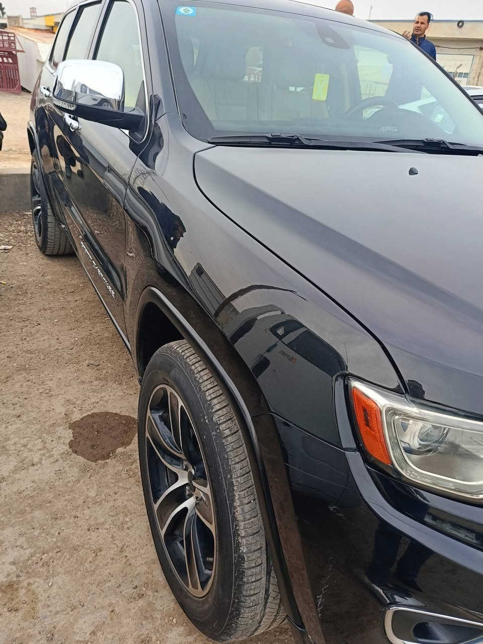 جيب اوفر لاند موديل 2014 امريكي سونار مرفق وي الصور شوف وقتنع وخابرني 170 قفل قفل *********** السيارة بعد احله من الصور
