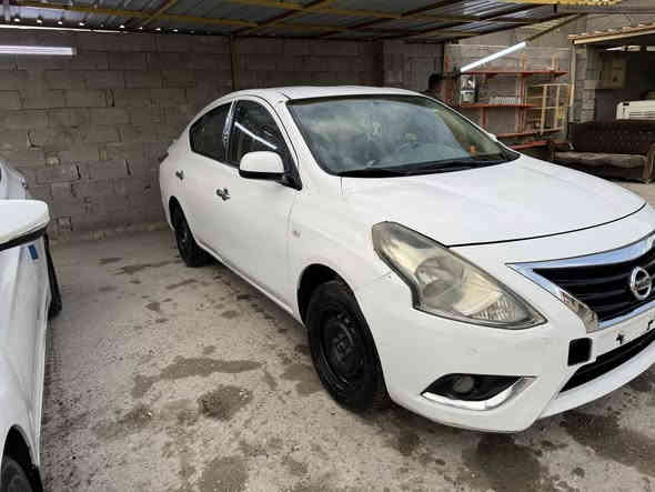 السلام عليكم
#للبيع سني 2020 خليجية هندية بليتة زركة سيارة نظيفة و كاملة وجاهزة من كلشي اي نقص مابيهة

كير مكينة تبريد خير من الله

مواصفات السني معروفة:

مانع انزلاق

تحكم ستيرن

حساسات خلفية

حساس تاير

يدات نيكل

مكان السيارة : بغداد 

بيها ملاحضات بسيطه ماتكلف

بدون صبغ ✅

السعر112وبيها مجال 

للاتصال : [***********]
