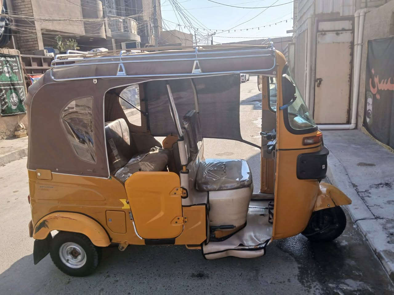 تكتك مديل 21 للبيع مكان بغداد زعفرانية ***********
