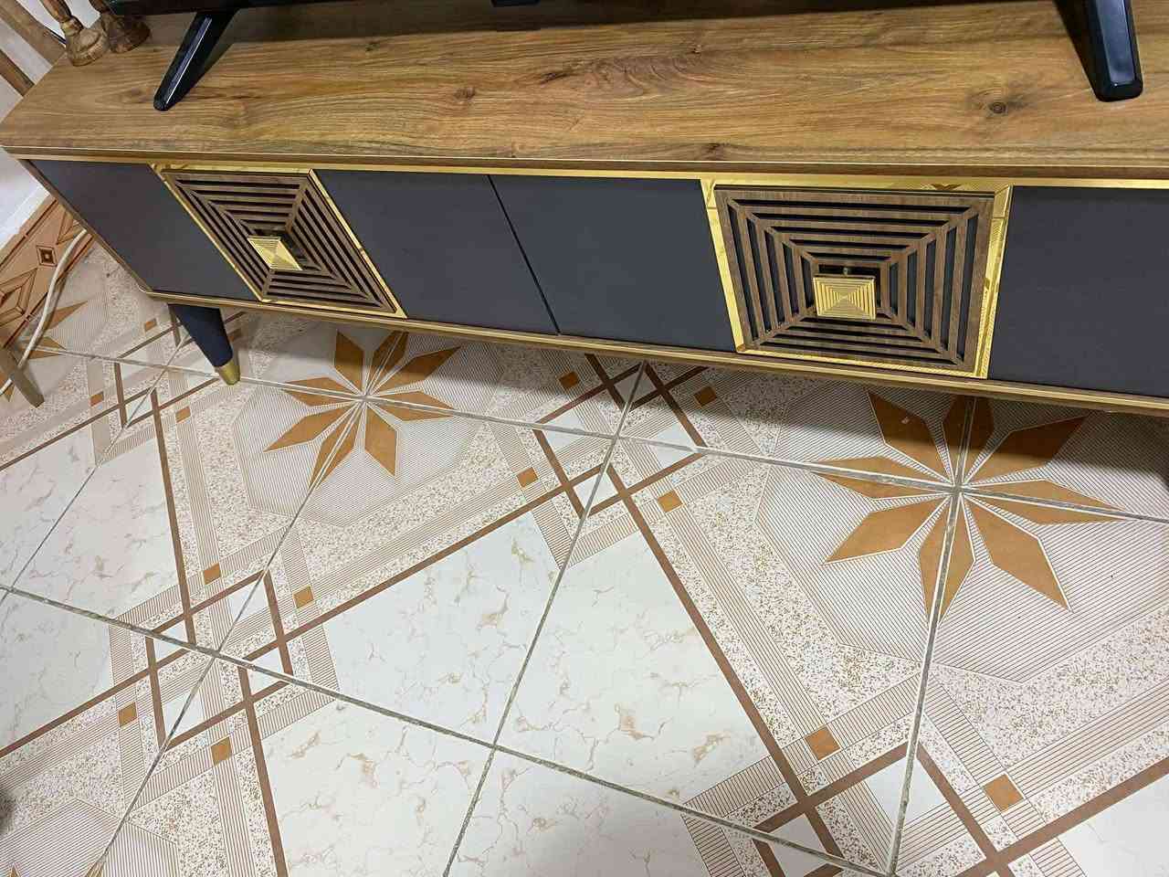 ميز بلازمه تركي قوي شرط النظافه للبيع السعر 125 وبي مجال للشراي القياس متر و50 سم


**إذا كنت صاحب هذا الإعلان وتريد حذفه لأي سبب، رجاءا أرسل رسالة إلى الدعم الفني**