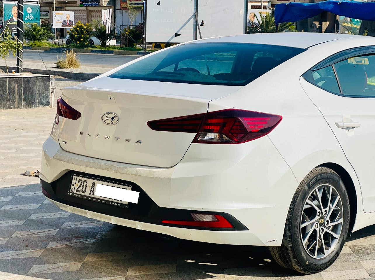 🏁 للبيع: هيونداي ألنترا 2019 (وارد أمريكي)
الموديل: 2019
• الممشى: 111 ألف ميل (ممشى حقيقي).
• المحرك: [2.0L كفالة عامة]
• اللون: [ابيض ].
اللوحة: رقم ديالى بأسمي تحويل ثاني يوم
✨ الميزات والإضافات:

• كاميرا خلفية بدقة عالية.
• تبريد ثلج (ما شاء الله).
• تخم تاير قبل شهر شاده 
🛠 حالة السيارة:
• البدي: [اربع قطع صبغ اثر شخوط من امريكا بدون حادث ، بدون دواخل ].
• المحركات: كير، مكينة، وشواصي كفالة عامه 
📍 الموقع: [ديالى _ بلدروز]
💰 السعر: [133 وبيها مجال ] 
☎️ للاستفسار عل رقم : ***********
