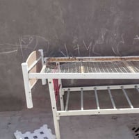 جربايات • عدد ٢ • مفروشات سرير