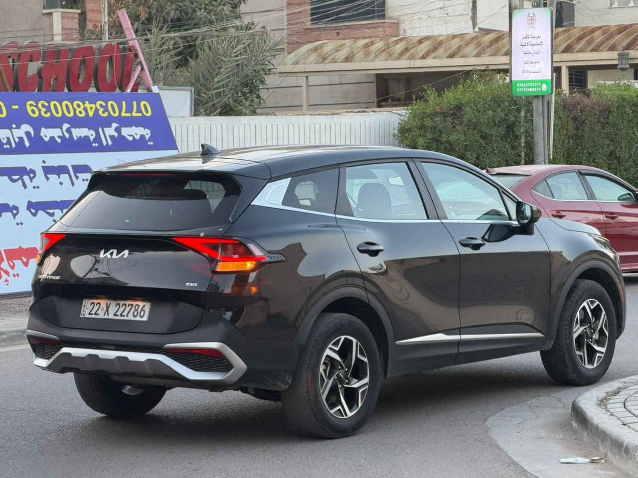 للبيع
سبورتج 2024 وارد امريكي مرقمة اربيل السيارة تحويل للمشتري مباشر او وكالة حسب الرغبة . السيارة ضررها كلش بسيط
بيها طخهة بسيط بالبنيد ومصلحه . فقط
الباقي كفالة عامة.
جميع الايرباكات سليمة
شواصي لغود كفالة عامة
نص مواصفات LX
رادار امامي مانع تصادم
دشبول الكتروني متصل 
تبريد قطعتين 
تدفئه كشنات 
أنظمة قيادة متعدد
اوتو هولد 
حساسات 
فور ويل 
اطفاء ذاتي
تحكم استيرن جهتين 
كامرا خلفية دواره 
لايت زينون عالي ناصي
لد نهاري امامي - و باقي المواصفات معروفة
سعرها 198 ورقة
بغداد المنصور
*********** 
واتساب او الاتصال عالخط
