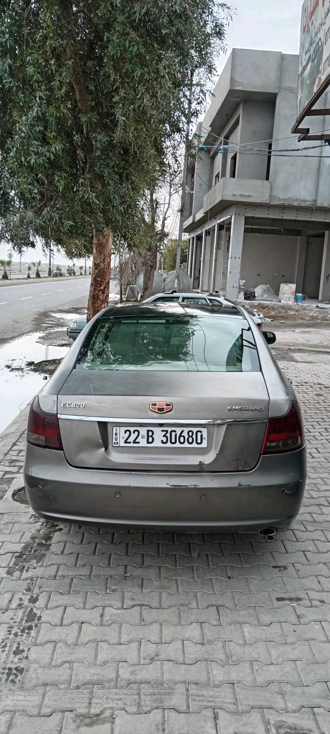 امكراند للبيع موديل 2013 شكل عريض حجم 8
رقم اربيل باسمي  ثاني يوم تحويل
بيه قطعتين  فقط بدون دواخل ولا قطرة خياس بيه 
محرك  مستر بوشي حجم 2000  
سياره فول مواصفات
سقف سلايت 
تبريد ثلج ❄  
4تايرات جدد 🛞
دواخله جديد حيل نضيف
شاشه ايباد منضومه سماعات دمام
لايتات زينون 
حساسات امامي وا خلفي 
صدر امامي و خلفي  جديد
سياره لوك صارف عليه  اهويه ميحتاج مصرف الف دينار
مكان كركوك
رقم :*********** فقط وتساب 
