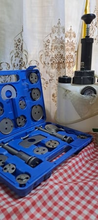 بساتم كليبر • ضاغطة تبديل زيت • مع مجال