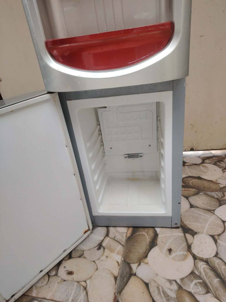 براد ماء اخو جديد نوال فول نظافة الاصلي شغاال كلو بارد حار ثلاجة الاسفل شرط ثلج ضمان ٣ ايام..
ألسعر راسلوني خاص او اكون اسفل ألمنشور مكتوب مراسلة موصل, نينوى


**إذا كنت صاحب هذا الإعلان وتريد حذفه لأي سبب، رجاءا أرسل رسالة إلى الدعم الفني**