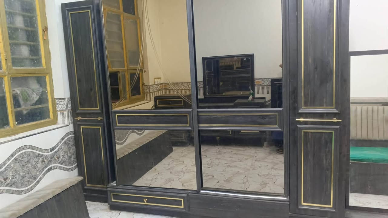 أغراض للبيع للاستفسار اتصل ***********
