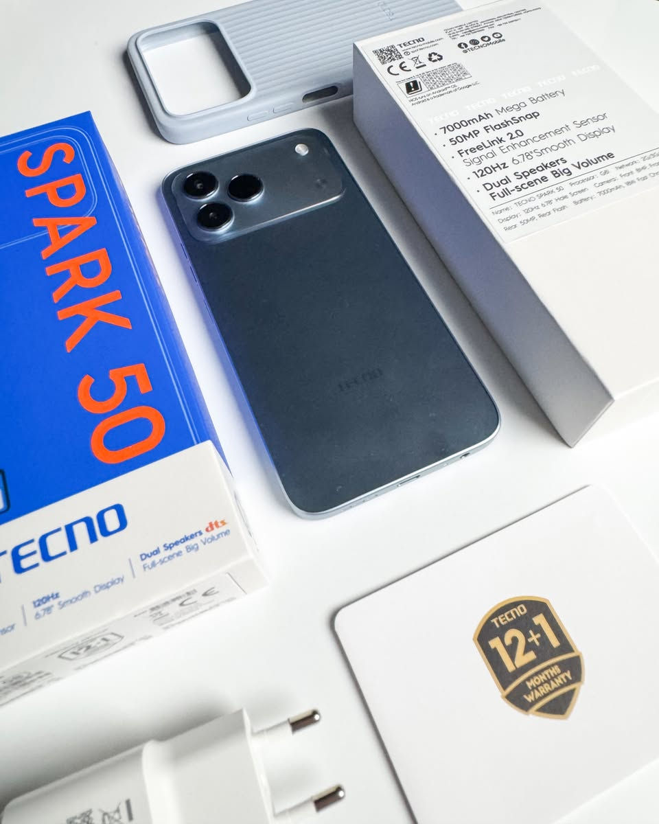 هاتف Tecno SPARK 50 

#tecno #tecnospark #spark50 #explorepage✨ #tech


**إذا كنت صاحب هذا الإعلان وتريد حذفه لأي سبب، رجاءا أرسل رسالة إلى الدعم الفني**