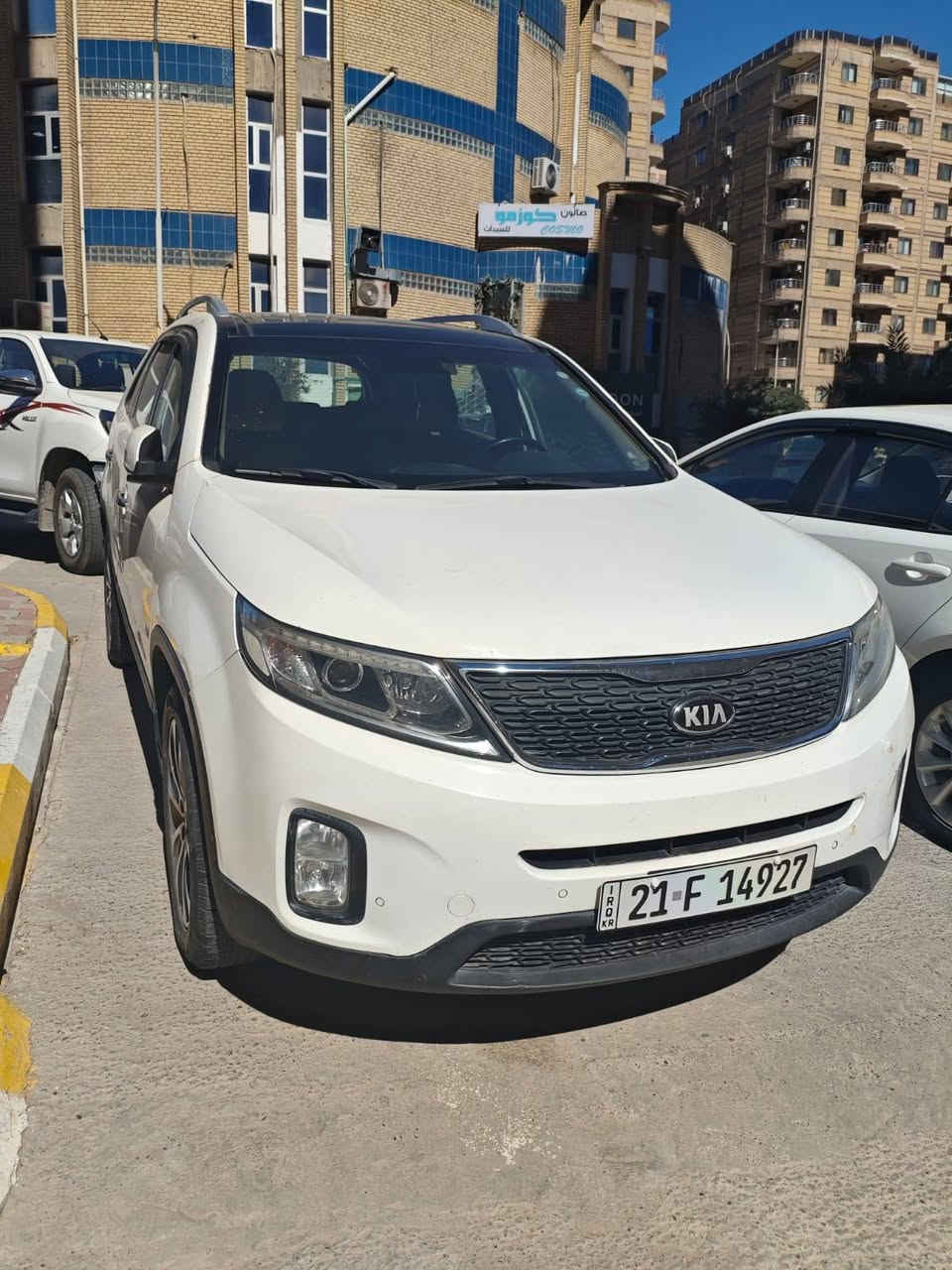 السلام عليكم
سورينتو 2013 شكل 2015 خليجي، 6 سلندر 3500 ما مفتوح ، 7 راكب، رقم شمالي باسمي تحويل ثاني يوم .
الرقم الجديد سنوية لغاية / 2030.

المواصفات: لون أبيض، بانوراما، كشن كهربائي، تحكم ستيرن، كروز سرعة، موسيقى الترحيب، لَد باب أمامي، بيبان بصمة، بصمتين تشغيل، نظام ECO، حدادية جديدة، اطارات جديدة، فانين محرك + فان تبريد، تبريد 3 قطع، دوشمة جلد وتغليف، شاشة لمس، لَد أمامي أبيض ولايت زينون ومرايات شفط .

:- بيها اربع قطع صبغ 
. عداد السيارة: 140 ألف
 السعر165 وبيها مجال . 
السيارة للبيع فقط مكان السيارة بغداد 
للاستفسار ***********
