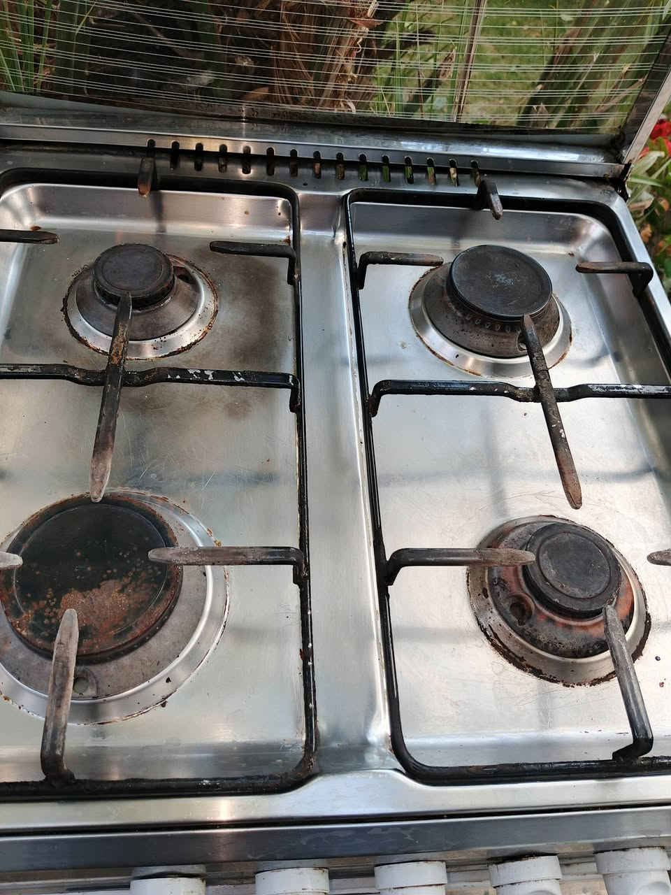 طباخ اربع عيون مستعمل للبيع
طباخ نضيف شغال 
السعر 80الف وبي مجال 
الموقع بغداد سبع ابكار موجود توصيل بكروة 
التواصل ***********
