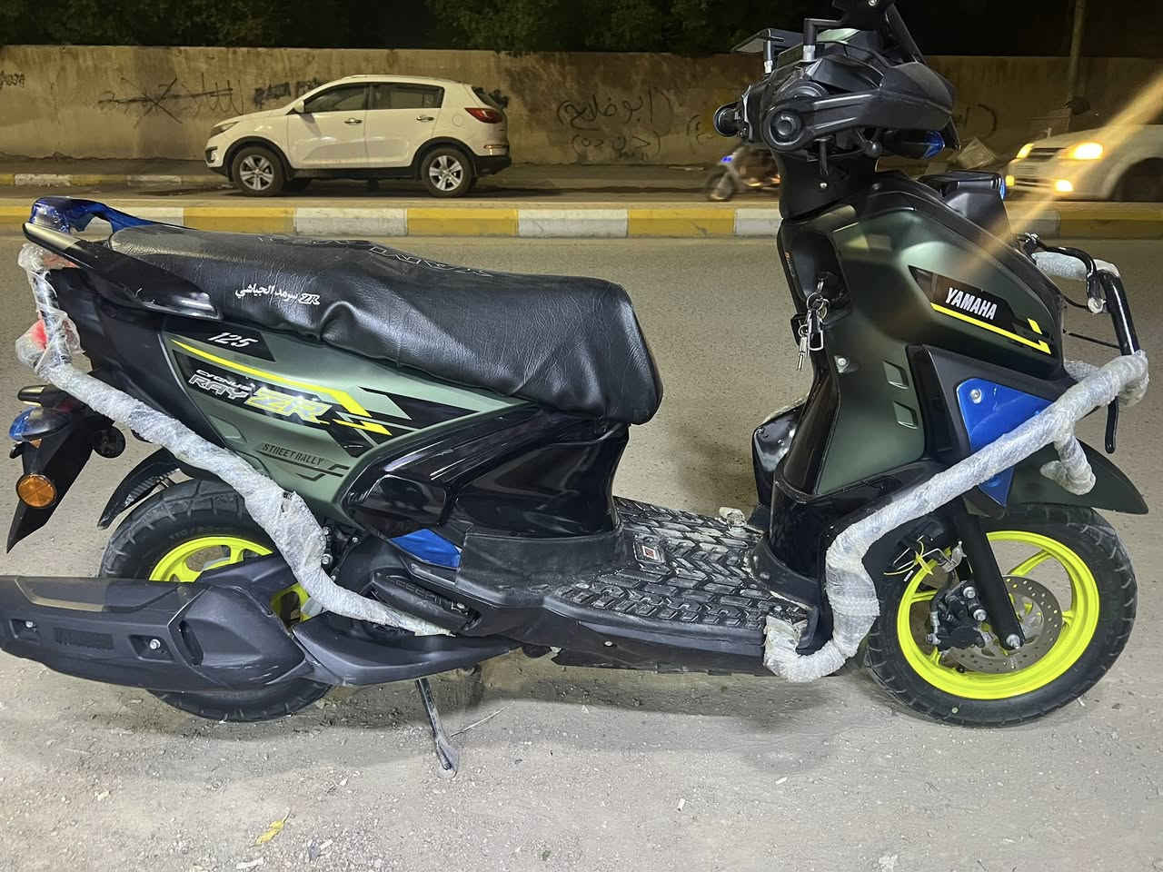 ZR 24
كفاله نضافه فول ماشيه 110 سابقا السيم مشلوع فتره قصيره 
مري شطح غطه دبل جاملغ خلفي دواخل مغلفه  حمايه من الشخوط 
دراجه نضيفه كلش 
مامتعوبه من البيت للمحل مسافه فرع واحد 
السعر 2200 وبيها مجال بسيط 
مكاني الخضر 
متوفر اقساط لحاملي ماستر الرافدين 
***********
