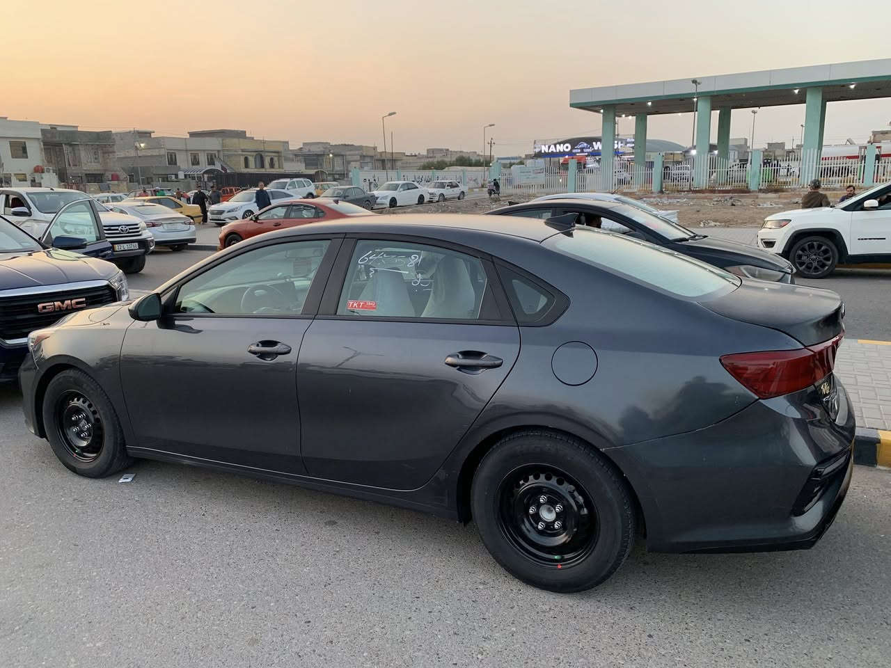 السلام عليكم
كيا فورتي ٢٠٢١ فئة FE

وارد أمريكي 

الضرر واضح بالصوره 

رقم اربيل  لـ 2028 

السياره بدون ايرباك

تحكم استيرن جهتين 

رادار أمامي تحديد مسار 

مكينه ٢٠٠٠كبيره دوش 

نظام مانع انزلاق 

نظام قياده عدد3 

نظام اسبورت 

شاشه كبيره 

كاميرا دواره 

مثبت سرعه
السعر 130 $

بصره ياسين خريبط  ***********
