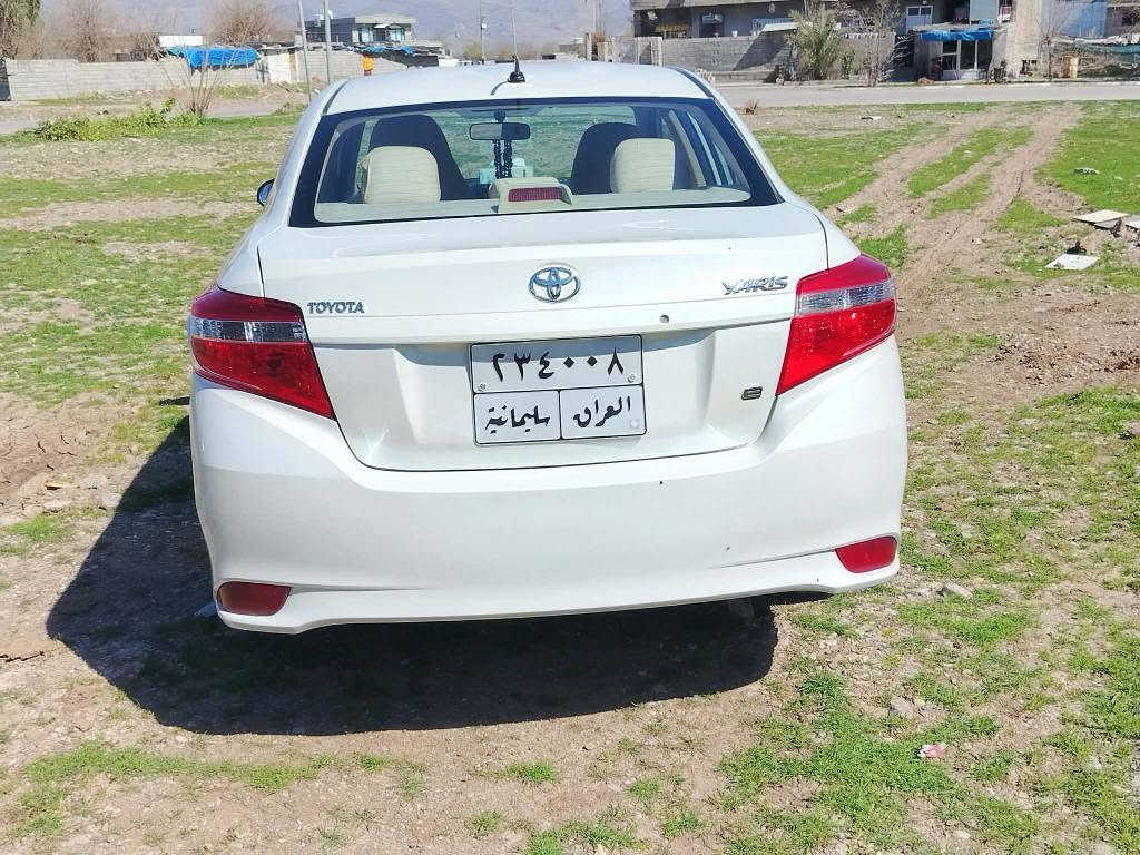 بەناوی خودا
یارسی مۆدێل 2016 تۆماتیک، بێ بۆیاخ سەنەوی بەسەر چووە،پێش و دووا قرچێکی بچووکی هەیە ،پێشەوە بێ ناوگرتن، دوواوەی زۆر بەکەمی ناوی گرتوە، هەندێک ووردە ساردی هەیە
گێڕومەکینەی نەکراوەتەوە،،
نرخ،106$ قفڵ***********
***********هەڵەبجەی شەهید حلبجة, السليمانية
