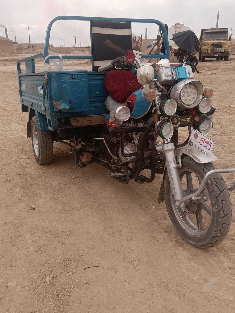 السلام عليكم عندي ستوته موديل 2023 وراق كمرك ستوته مكفوله ونضيفه ريد مراوس فقط بلون اسود المكان بغداد النهروان ‏‪***********‬‏
