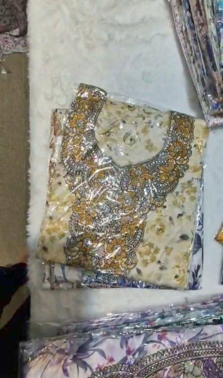 ولله الحمد تم توفير المخور بطبعات جديده😊🌈✨
مخور حرير إيطالي
قياس القطعه 4 متر...
بدووووون شيله
التجهيز يكون مشكل
السعر 270 ألف
https://t.me/ndkfbso84320


**إذا كنت صاحب هذا الإعلان وتريد حذفه لأي سبب، رجاءا أرسل رسالة إلى الدعم الفني**