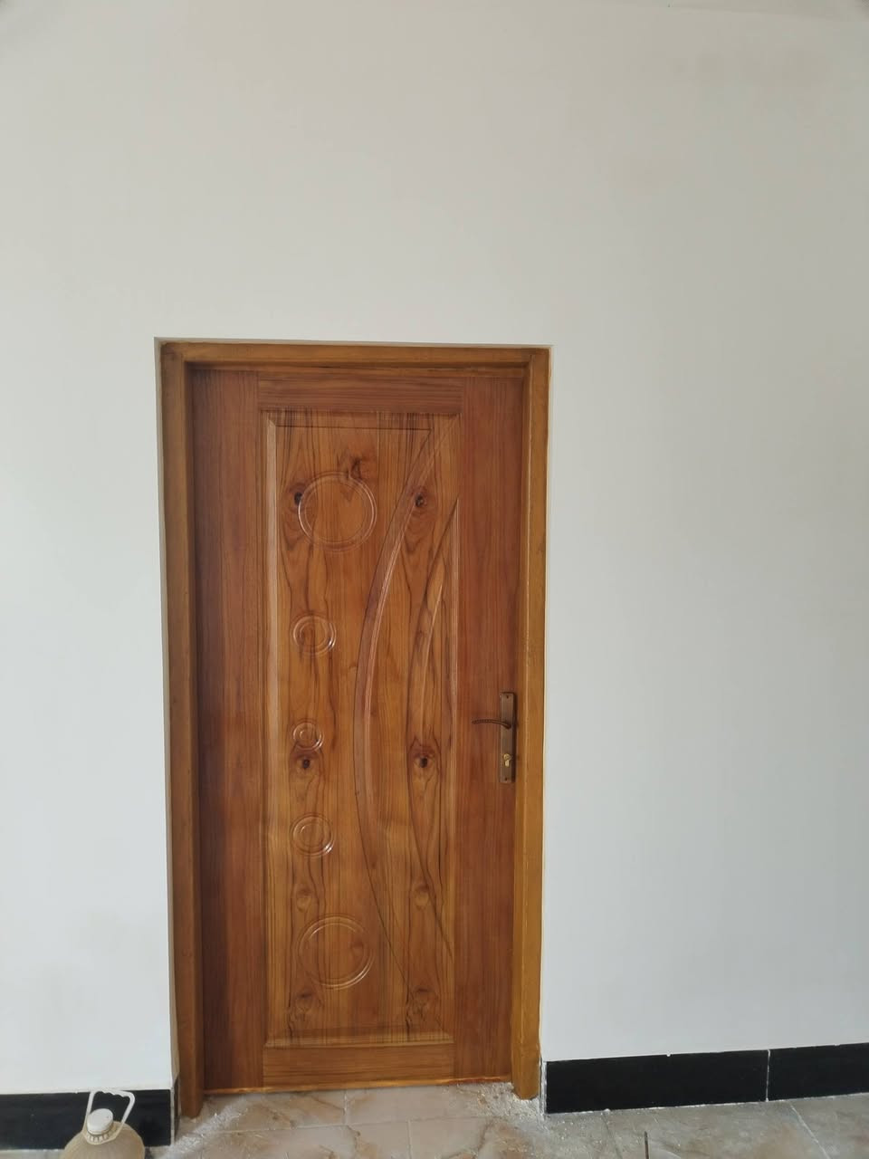 السلام عليكم اليريد تصليح اخشاب أو صبغ غرفه صاج أو بوب كافت تصليح وصبغ الخشاب بخدمتكم وين مجان اشتغل وسعار مناسبه شغلي موقعي بلبيوت وين مجان بخدمتكم والتزام بلمواعيد رجال اريد اعيش عل باب الله وين يصير رزق اروح اشتغل *********** وتساب
