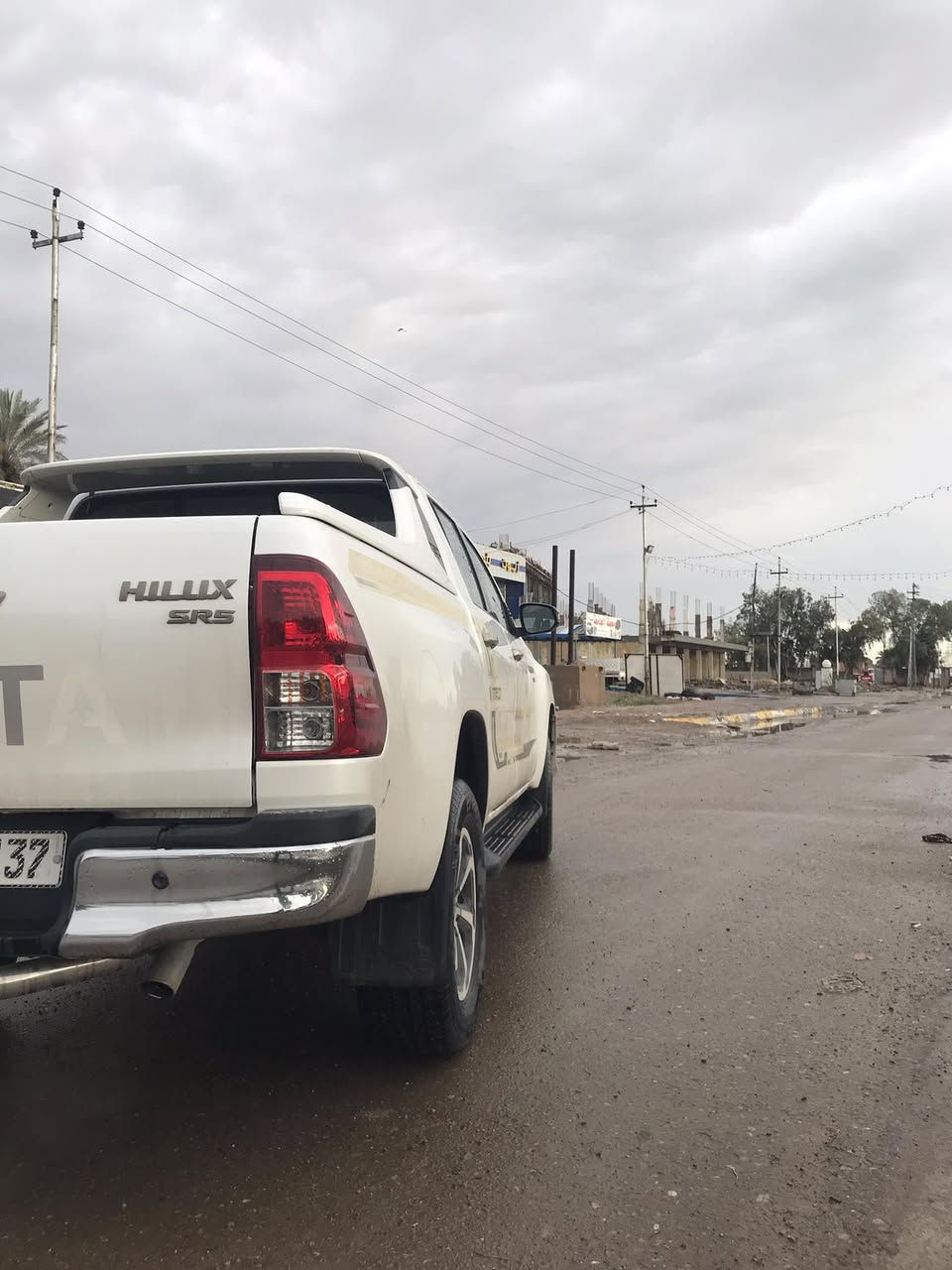 سلام عليكم عندي سيارة للبيع بيكم هايلوكس موديل (2020) ماشية (157) فول موصفات سيارة فور ويل تماتيك رقم بغداد سيارة جاهزة سعر 3شدات و عشرة اوراق مكفول كفالة عامة لعلوان ديالى بعقوبة هذا رقم موبايل (***********)
