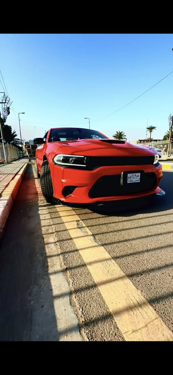 سلام عليكم جرجرGt 2023سياره بعدها ما مرقم   حدثها باب سايق وجملغ فقط بدون دواخل سياره ماشيه 17 نص فول  مكان سياره بغداد الشعله السعر 280 وبيها مجال قليل  الرقم ***********
