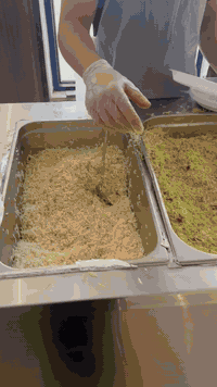 السلام عليكم تعلن حملة المتعهد الحاج سيف العجياوي لشركة قافلة الخير عن رحلتها إلى المدينه المنورة لعمرتين
شهر رجب وشعبان بتأريخ 16-1-2025 سارع بتسليم🕋 الجواز📓    🇸🇦🕋السعر مليون و250 الف دينار 📓
البرنامج شامل جميع الخدمات بوفيه مفتوح🕋
توفر ثلاث وجبات طعام مع حقائب عدد (2) مع احرامات
فنادق درجه أولى مع تصريح الدخول إلى الروضة الشريفة 
للاستفسار الاتصال ع الرقم ***********والرقم📞 ***********والرقم ***********يوجد واتساب📞 خادمكم المتعهد الحاج سيف العجياوي أبو ليث
🇸🇦✈️🕋
طيران عالمي ع مطار بغداد الدولي ✈️
