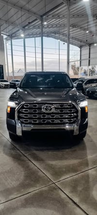 تندرا ٢٠٢٤ • ٢١٠٠٠ كم • ٦ سلندر