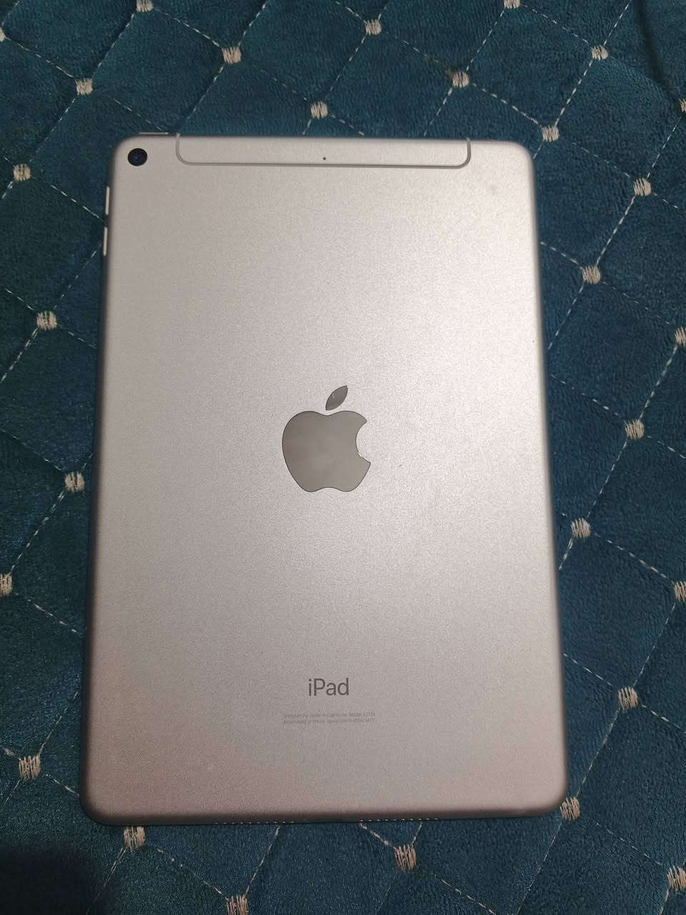 السلام عليكم للبيع ايباد مني5 بطاريه88ما يصرف ابد بل بوبجي60فريم  النضافه 100/100 مع شاحن 40واط السعر200مكاني كركوك بنجه علي ***********
