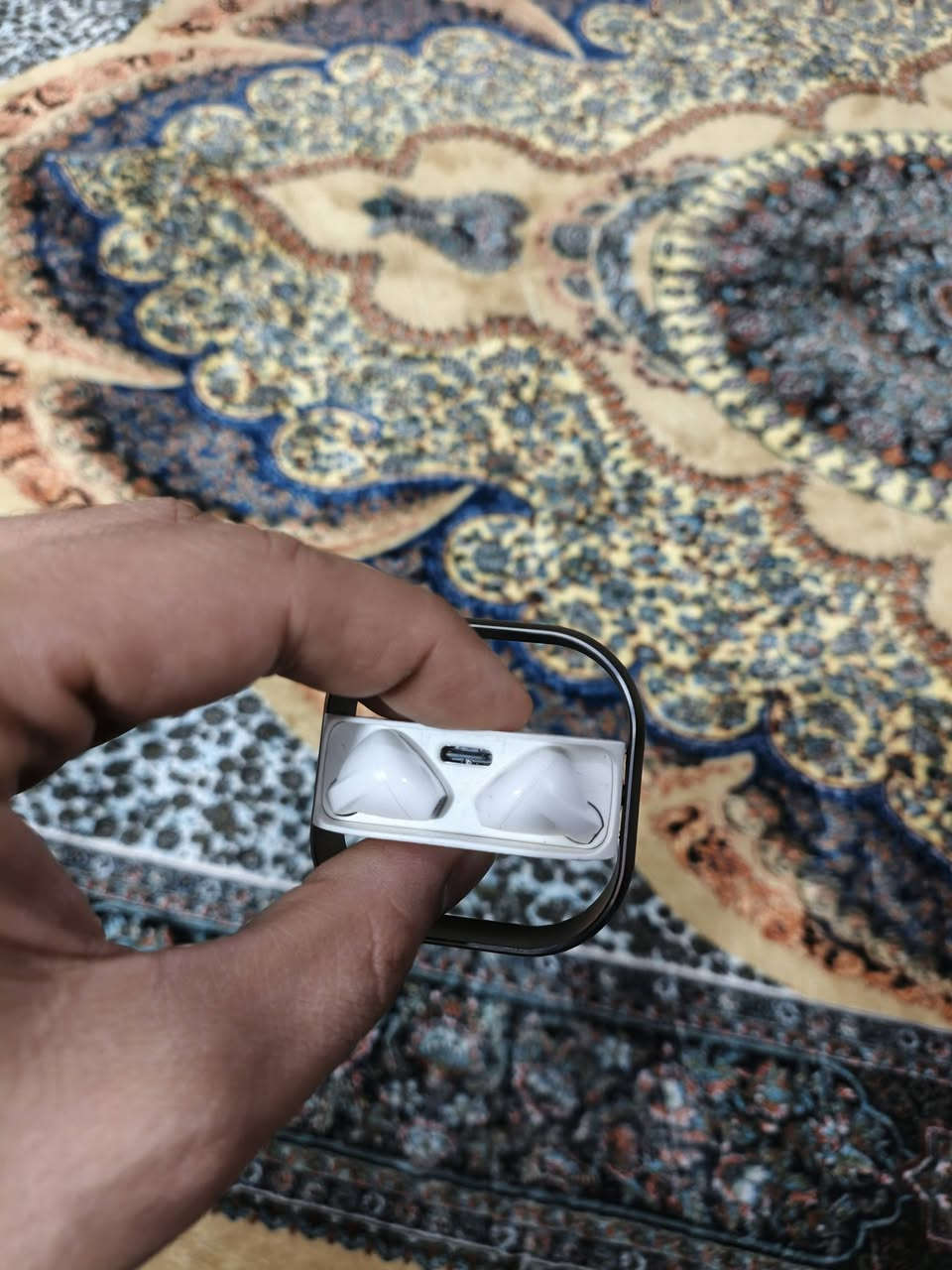 ايربود بهذا الجمال بي 4 سماعات وجهين اعلى سعر ابيع وبالعافية


**إذا كنت صاحب هذا الإعلان وتريد حذفه لأي سبب، رجاءا أرسل رسالة إلى الدعم الفني**