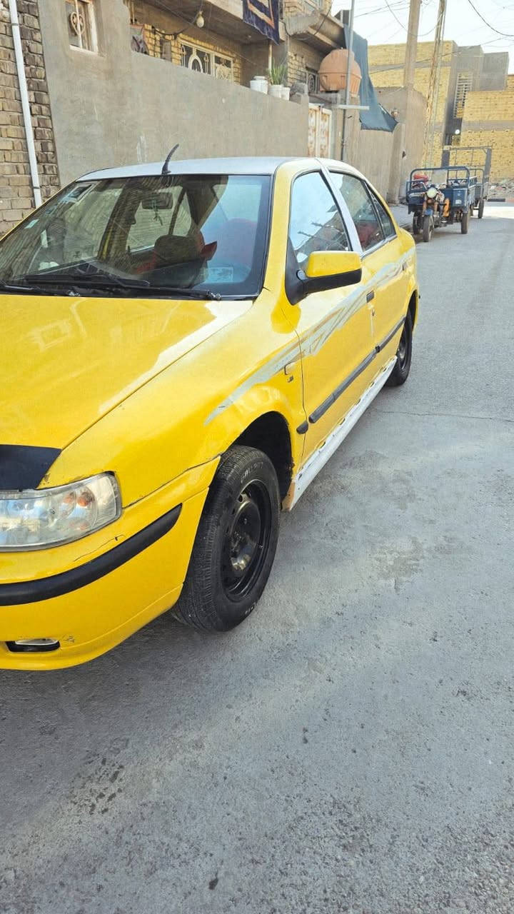 عندي سمند مستعجل على بيعتهه لضرف خاص ٢٠٠٩ السياره رقم بغداد السنويه الى ٢٧ مصفره هيئه وغرامات محدثها بجمها ١٧ المكينه بيها بخار الكير نضيف  رايدها ٢٠ والسياره خير من الله حلوه ***********
