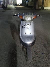 دراجه يوماها ( بطة )  مكينه ما مفتوحه  السعر 150 وبيها مجال  077778096...