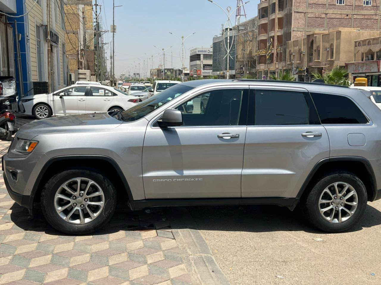 🚙 جيب لاريدو 6 سلندر
🔹 مكينة 3600 قوية
🔹 كير خير من الله حداديه كارتون 
🔹 اطارات جديدة
🔹 تبريد ممتاز وبارد
🔹 ماشيه 88
🔹 رقم ذي قار
🔹 السيارة بحالة ممتازة وخير من الله
سياره كلين بدون حادث ولا غرق 
💰 السعر215 وبيها مجال للطيبين سياره مالت بيت 
العنوان ناصريه حي مركز 
بدون مراوس بيع فقط بيع فقط 
*********** ناصرية, ذي قار
