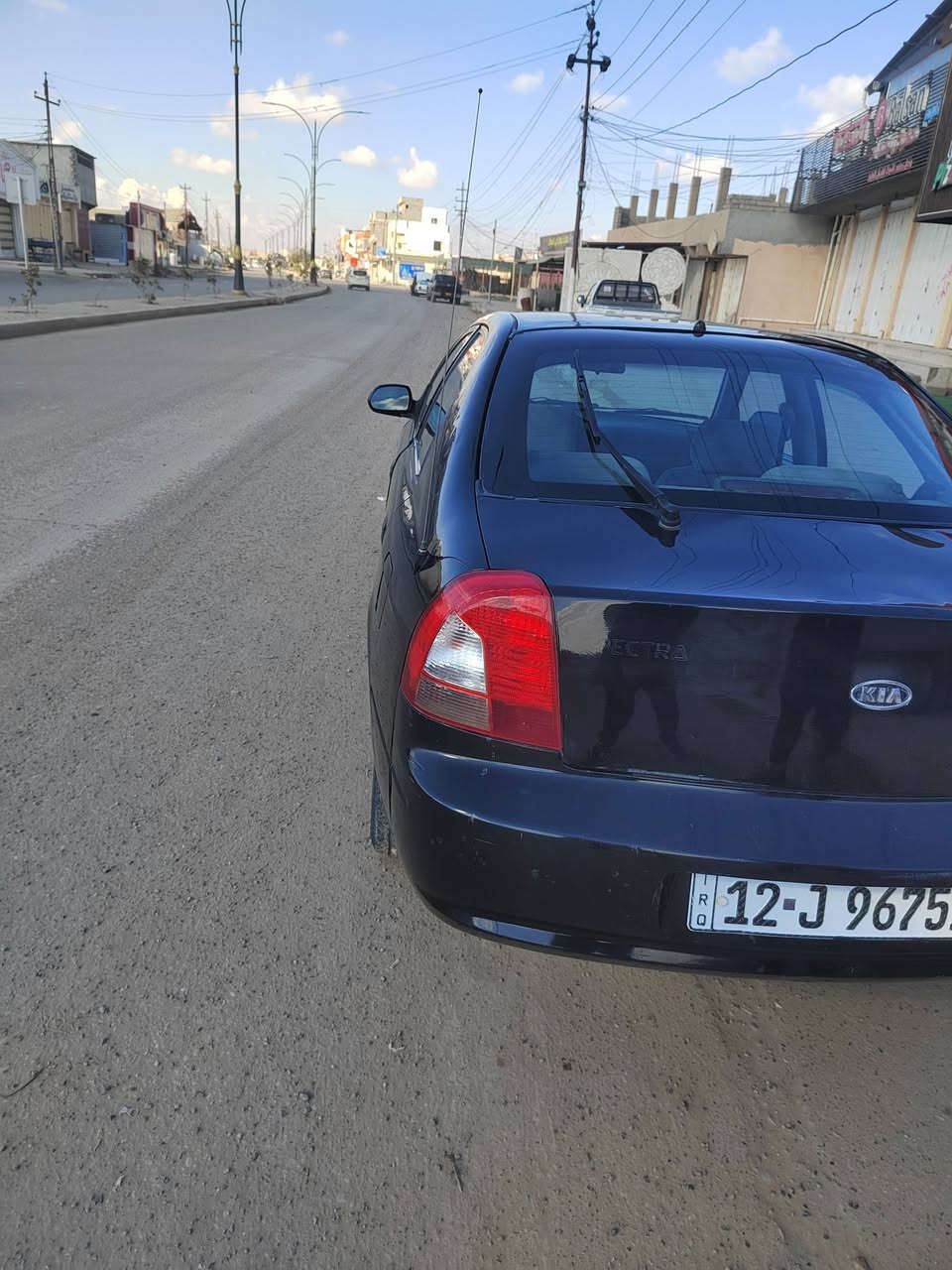 السلام عليكم للبيع كيا سبكترا موديل2003 رقم نينوى دولي كير اوتماتيك مكينه وكير شرط تبريد ثلج❄️حار بارد صدر امامي خلفي جديد تخم تاير جديد شاشه كامره خلفيه داخل جديد سياره مابيه نقص مكانه صلاح الدين الشرقاط السعر 59وبي مجال رقم التلفون ***********
سياره صبغ اقل الحزام بس ابيعه حزام
