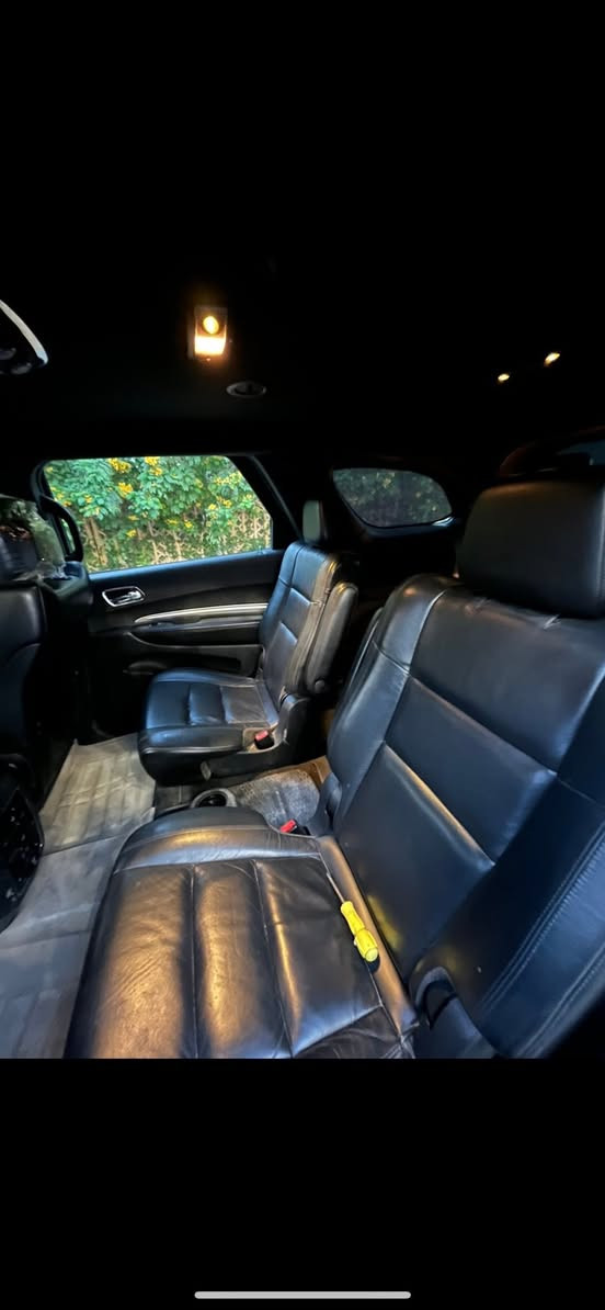 2015 دودج دورنكو لمتد
ماشيه138 الف 
المحرك (V6 (3.6L
كشنات VIP منفصل
رادار جانبي
كراسي جلد كهربائية
تدفئه بالكشنات والستيرن
حساسات
شاشه كبير
كير ماوس
ستيرن كهربائي
لايت زنون
تشغيل عن بعد تحكم ستيرن
تبريد خلفي منفصل
مري قلاب
بدون ايرباك حادثها امريكا جاملغ ايمن ومبدل وبيها بالعراق الباب الخلفي صبغ وطرف البنيد وطرف الباب 
العنوان ذي قار قضاء الرفاعي 
السعر178
***********
