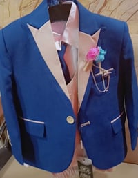 ولد ٦-٧ • مستعمل مرة • لبس عرس