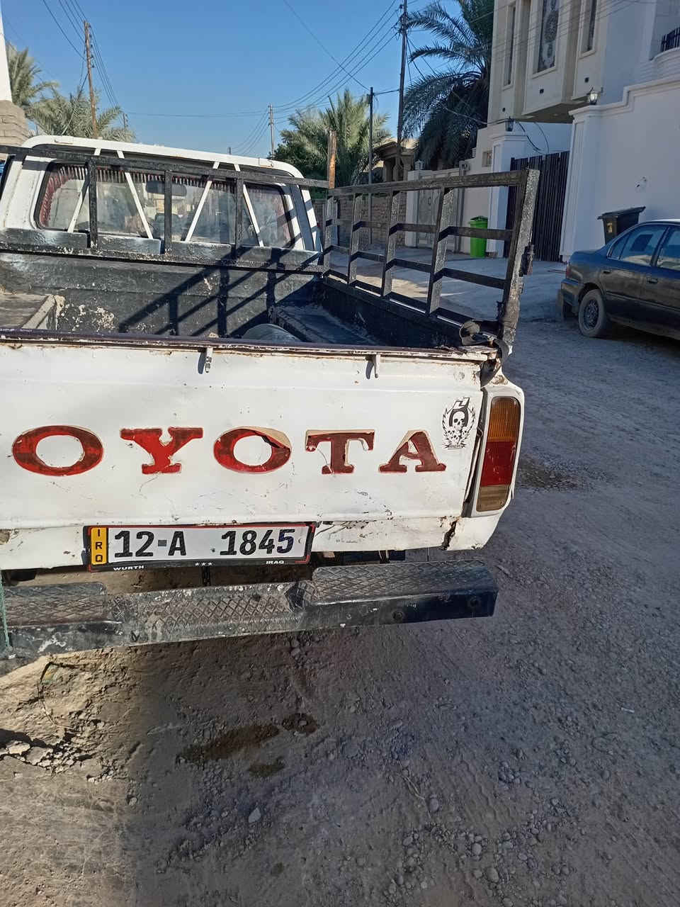 السلام وعليكم متاح بيكم خير من الله ترايك وين ماعنده الله كاع السياره باسمي سنويه تنتهي 2030 ماناقصها برغي واتصرف عليها ربع كير محرك شاصي اكسل كلهن بل شرط السعر 25 وباقي التفاصيل هاتف *********** المكان سامراء
