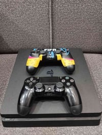 بلايستيشن 4 • سليم مهكر • هارد 1تيرا