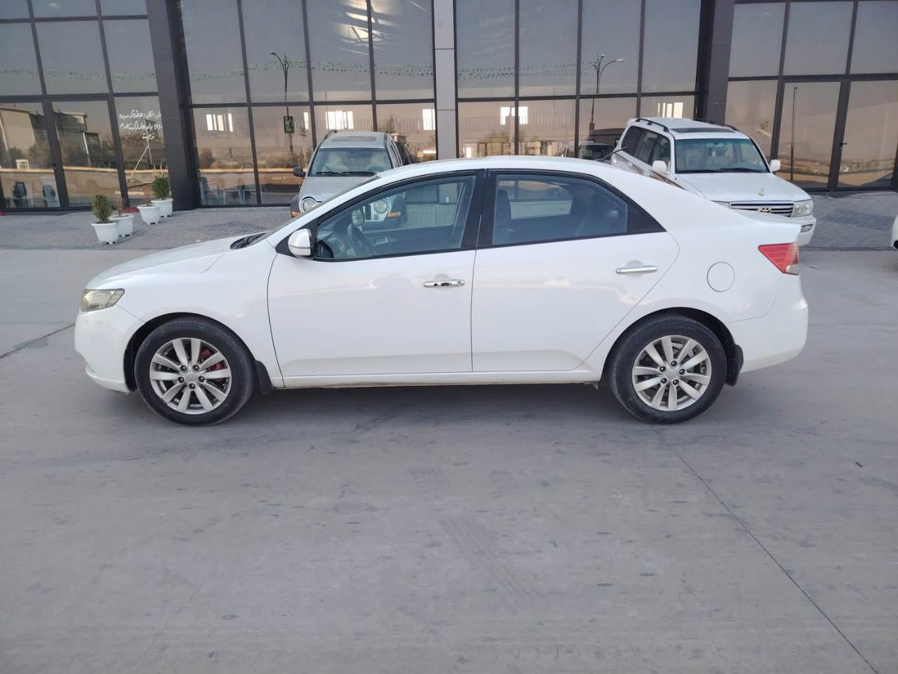 سیراتۆ2011
***********
***********
فول مواسفات
بەشەرتی گێرومەکینە و تەبرید
سلایدabsدەبڵ ئیرباک دەبڵ گێر شەش گێر
ئاوێنە ئیشارەت سوکان ڤۆلیۆم
سەنەوی تازە
87گەلا
سۆنەرم داناوە حلبجة, السليمانية
