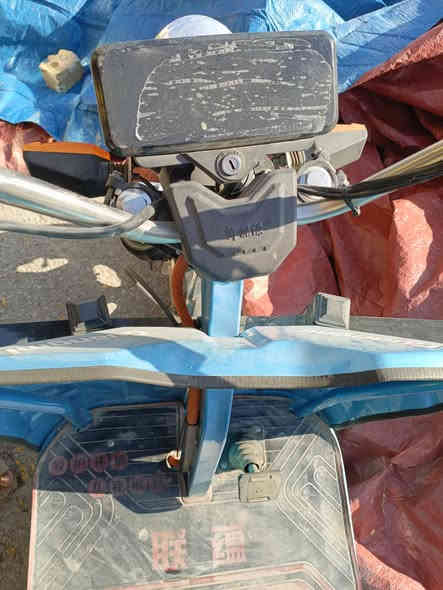 السلام عليكم ستوته شحن للبيع موديل 2025 جديدة استعمال شهر بطاريات 5 مشحونات وملحقاتها كاملة + تم تخفيض السعر الى مليون و300 الف مع المجال مستعجل عل بيع مكان كربلاء للاستفسار / ***********
