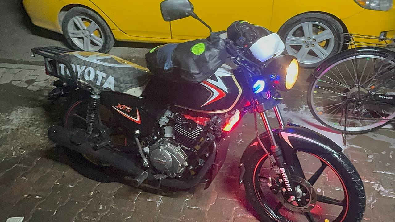 سلام عليكم ماطور شنك للبيع مرقم رقم اديالئ بسمي الماطور يتحول بكركوك او وين مايعجبك  تحويل تريد وكاله الماطور نضيف سنويه ال 28
تفاصيل انتصل وتدلل ***********
السعر مليون ونص او بي مجال حك الجيه
