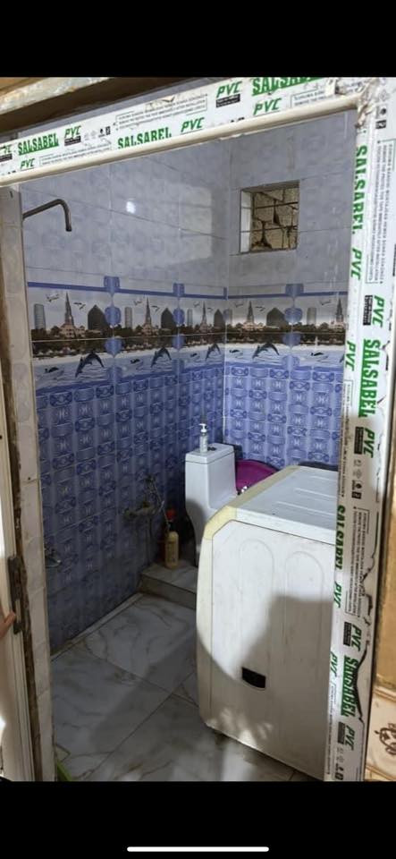 بيت للبيع حي اور ثانيه خلف مكتبه سلوان مساحه ١٠٠ واجهه خمس ونزال ٢٠ طابق واحد قديم اتصال *********** السعر ١١٥ مجال قليل كلش
